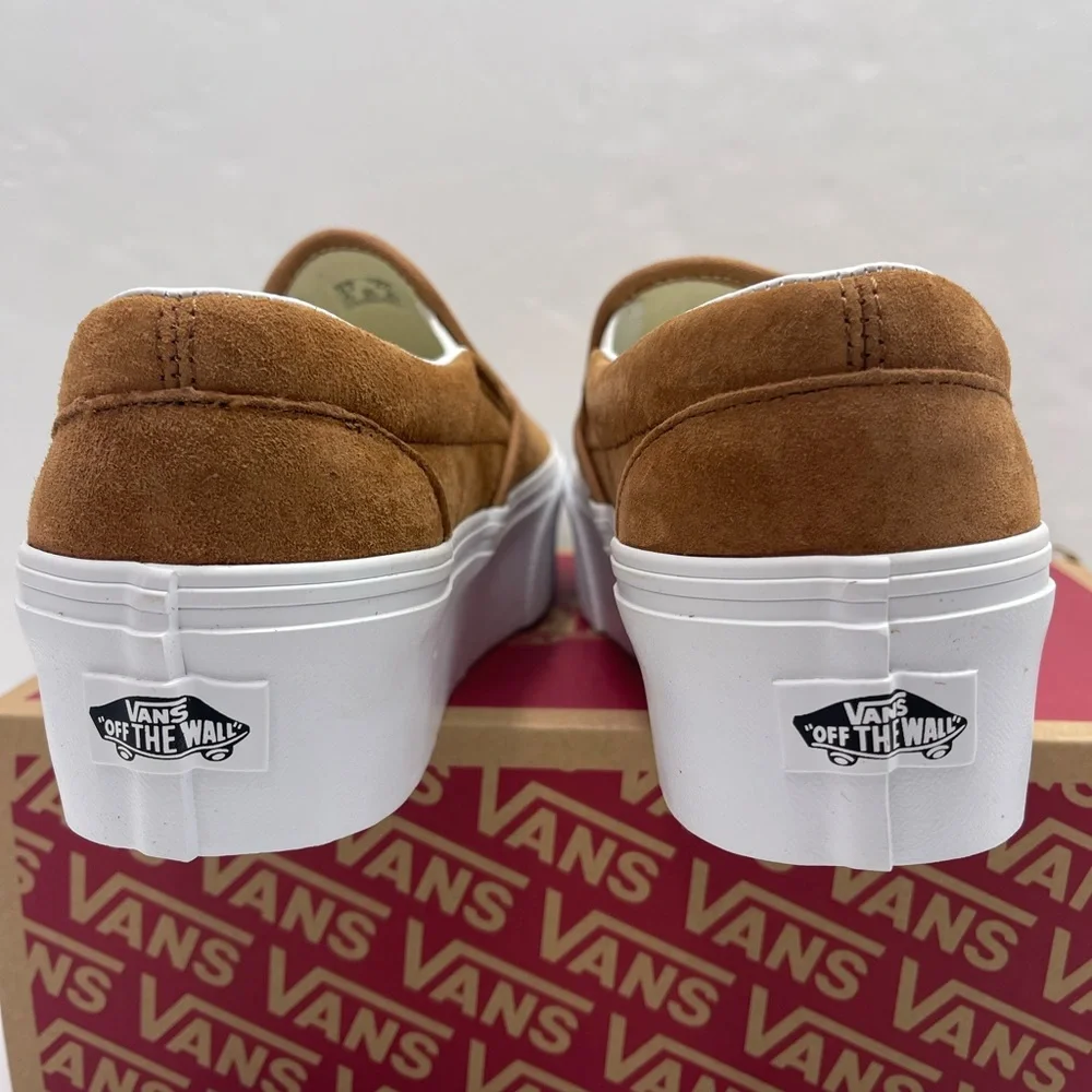 Vans Classic Slip-On Stackform Nubuck Chipmunk VN000CN1GWT Platform Sneakers